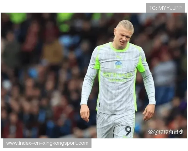 哈兰德横敲皮球制造错位，挪威前场机会频繁